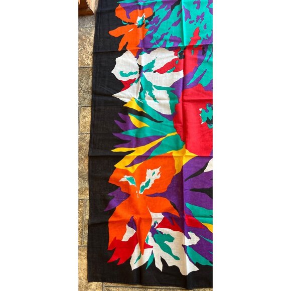 Vtg 1970’s Floral Oversize Scarf Shawl Wrap Black Background Multicolored Italy - Picture 4 of 9